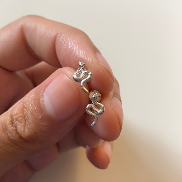 Jewelry - 💍SS 925 Snake Earrings💍